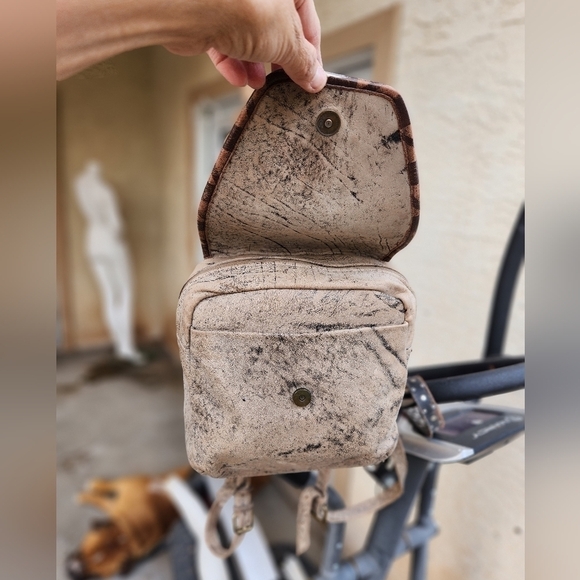 PAT SMILEY COLLECTION SUPER SOFT LEATHER BACKPACK - Picture 12 of 16